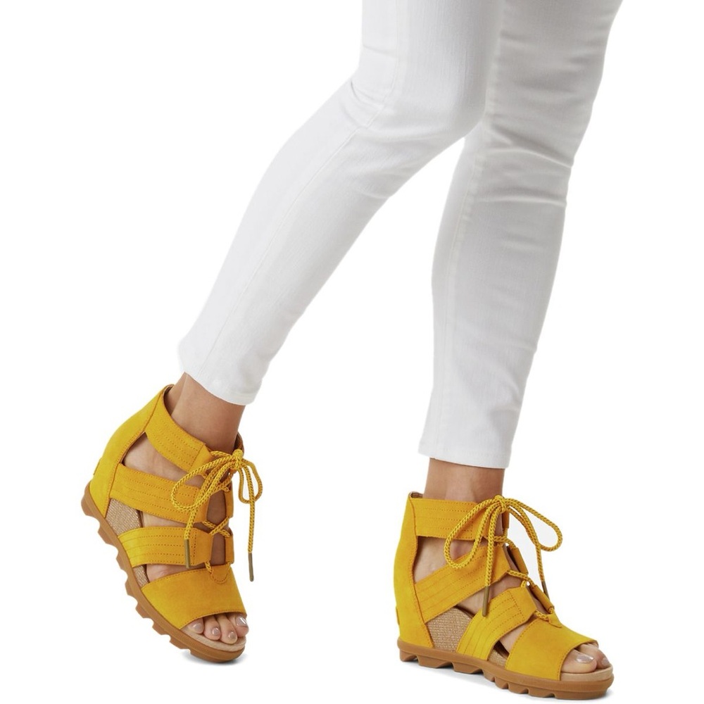 Sorel Yellow Suede Wedge Sandals NEVER WORN